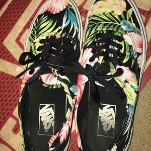Hawaiian Style Era Vans